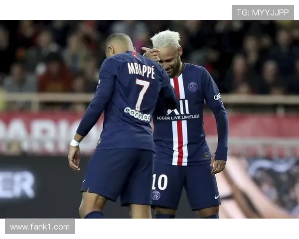 内马尔与姆巴佩在高位单点突破中展现明显结构偏移