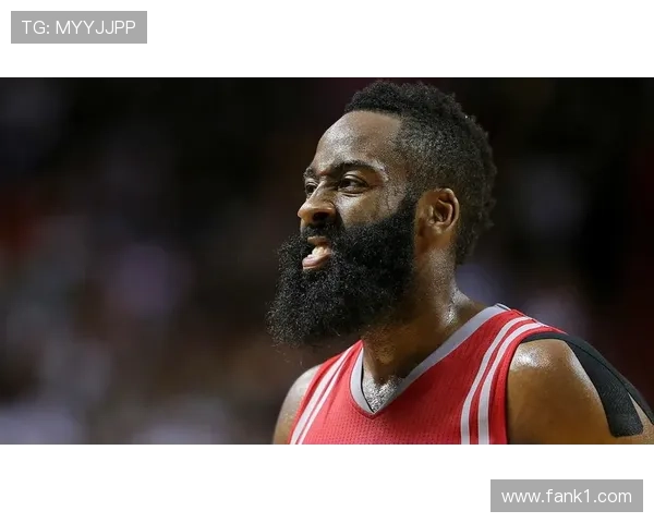 哈登居然又换发型了，这次跟篮球场上一点关系都没？？