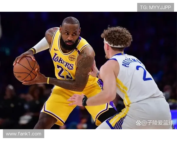 勒布朗挡拆牵制库里防线显著提升湖人关键时刻得分效率