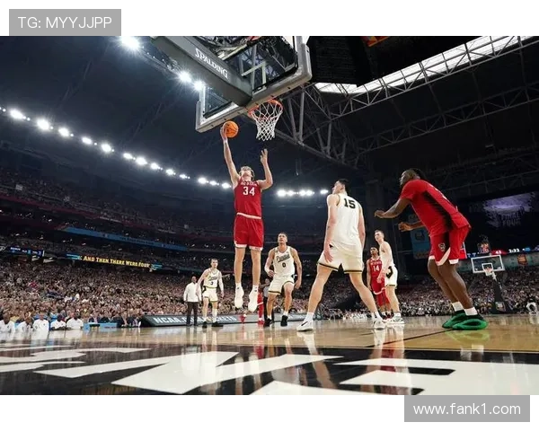 尼克斯布伦森单打挡拆提升效率超上季