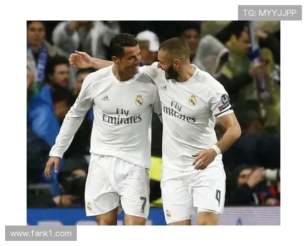 本泽马与哈兰德在顶级锋线角色上出现转移趋势